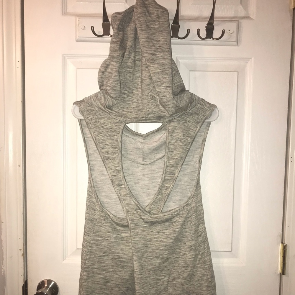 Gray cris cross back tank with hood.